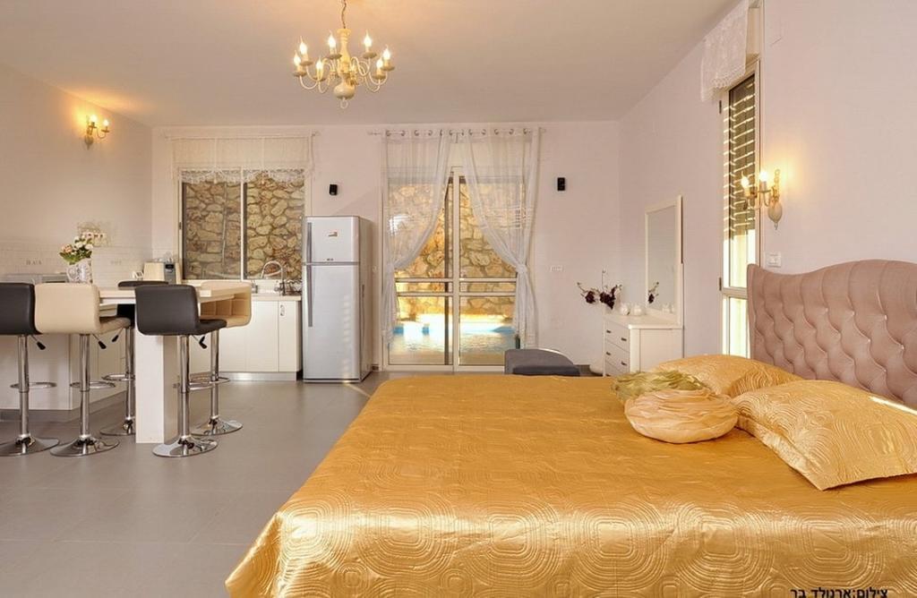 Between Sunrise And Sunset Suites Ya'ara Eksteriør billede