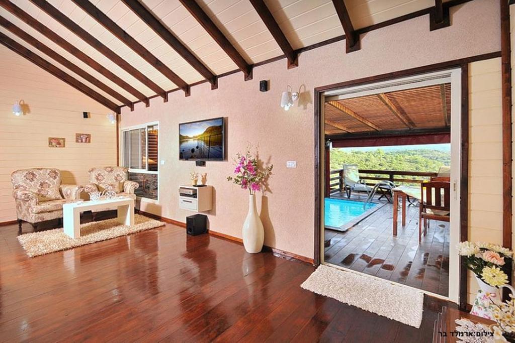 Between Sunrise And Sunset Suites Ya'ara Eksteriør billede