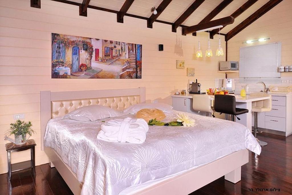 Between Sunrise And Sunset Suites Ya'ara Eksteriør billede